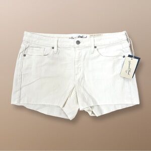 NWT Mid-Rise Raw Hem Midi Jean Shorts in White Size 12/31